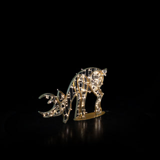 Bowing Deer